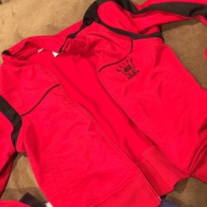 Lightly worn almost looks new but tag washed off